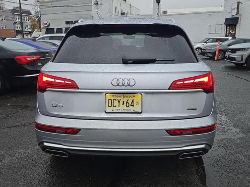 2022 Audi Q5 45 S line Premium
