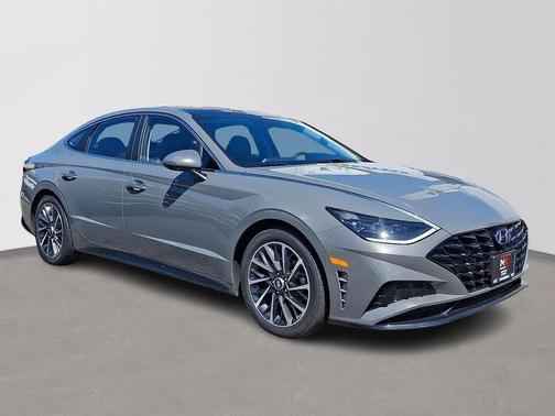 2022 Hyundai SONATA Limited