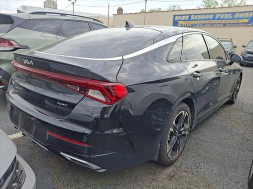 2022 Kia K5 GT-Line