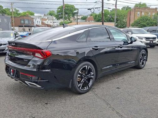 2022 Kia K5 GT-Line