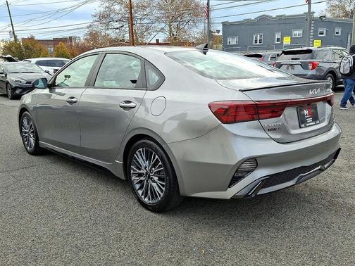 2022 Kia Forte GT-Line