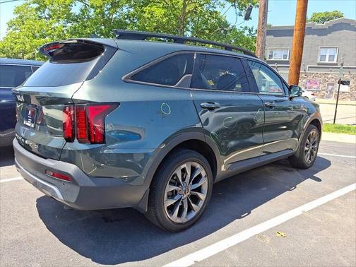 2022 Kia Sorento EX