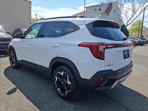 2024 Kia Seltos EX