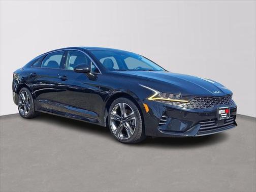 2022 Kia K5 EX