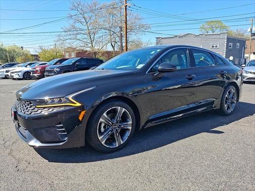 2022 Kia K5 EX