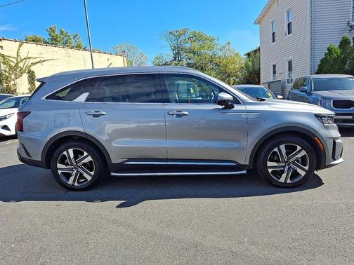 2022 Kia Sorento Plug-In Hybrid SX Prestige
