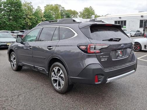 2022 Subaru Outback Touring
