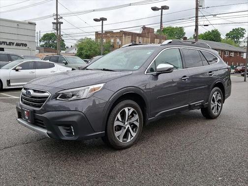 2022 Subaru Outback Touring