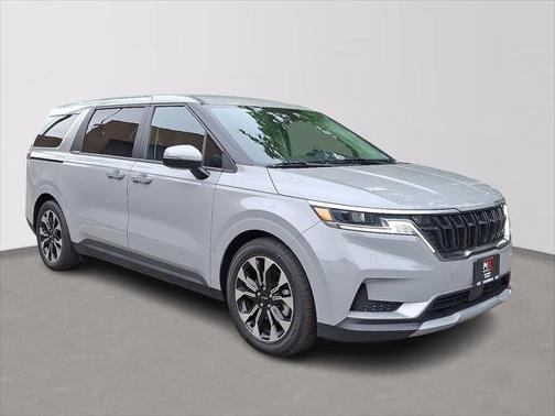 2023 Kia Carnival EX