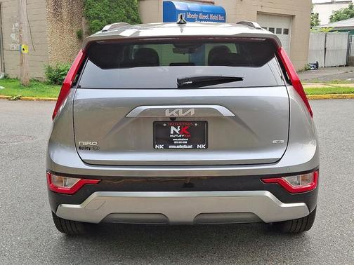 2023 Kia Niro Touring