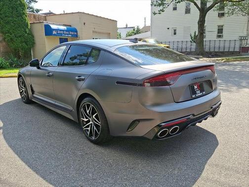 2022 Kia Stinger GT-Line
