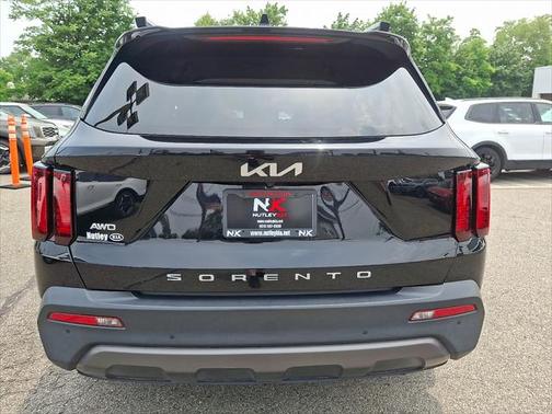 2022 Kia Sorento S