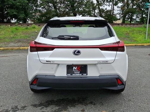 2022 Lexus UX 250h Base