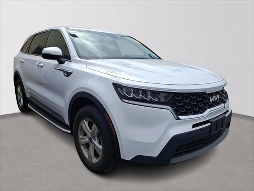2022 Kia Sorento LX