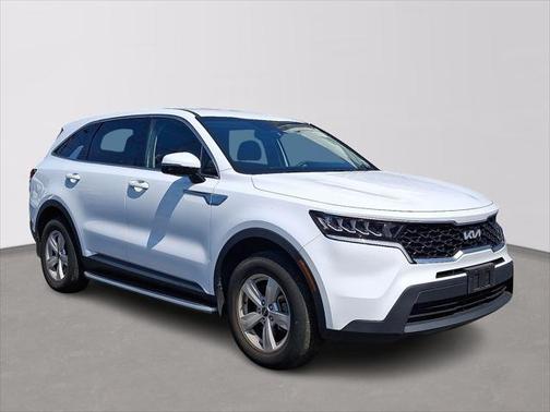 2022 Kia Sorento LX