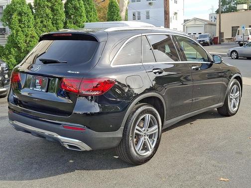2021 Mercedes-Benz GLC 300 4MATIC