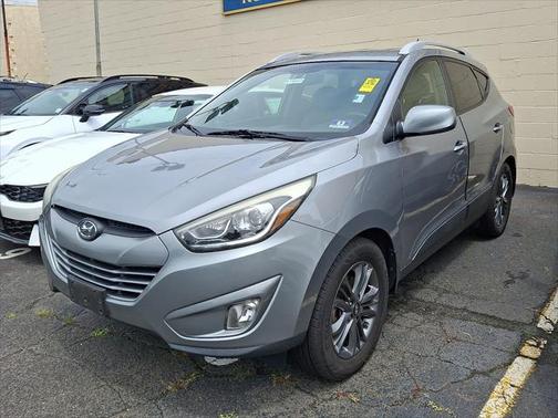 2015 Hyundai TUCSON SE