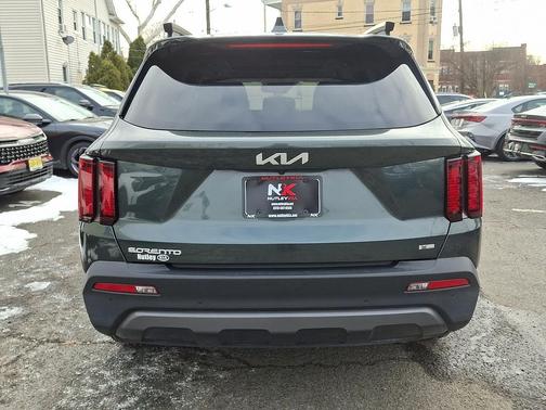 2023 Kia Sorento S
