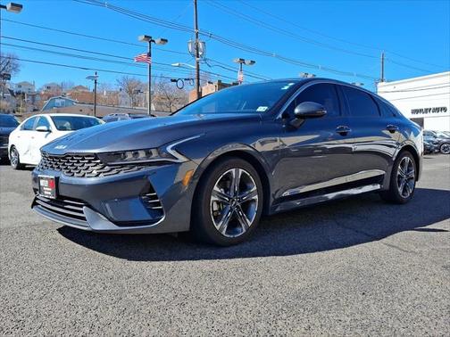 2022 Kia K5 EX