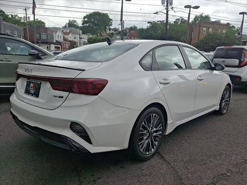 2022 Kia Forte GT-Line