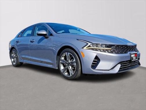 2022 Kia K5 EX