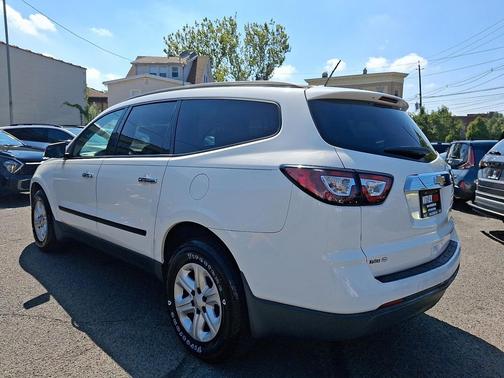 2013 Chevrolet Traverse LS