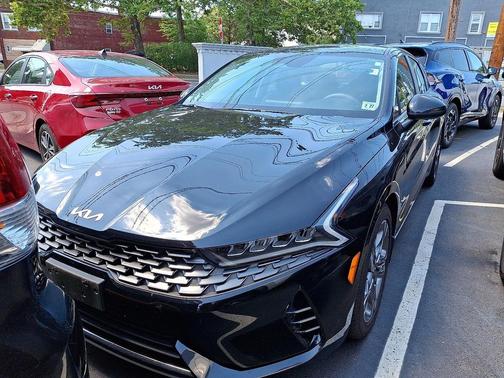 2022 Kia K5 LXS