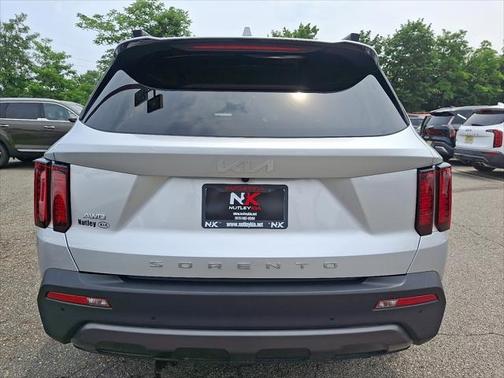 2022 Kia Sorento S