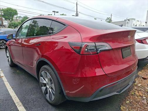2024 Tesla Model Y Long Range Dual Motor All-Wheel Drive
