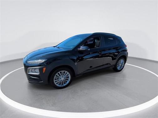 2020 Hyundai KONA SEL Plus