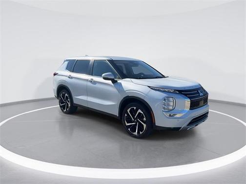 2023 Mitsubishi Outlander SE 2.5 2WD