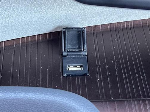 2023 Toyota Sienna XLE 8 Passenger