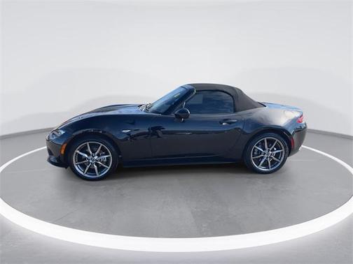 2022 Mazda MX-5 Miata Grand Touring