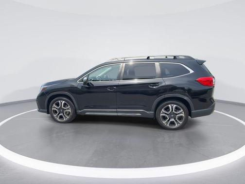 Crystal Black Silica 2023 Subaru Ascent Limited 7-Passenger