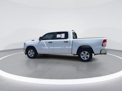Bright White Clearcoat 2023 RAM 1500 Big Horn/Lone Star