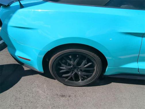 2022 Ford Mustang EcoBoost Premium