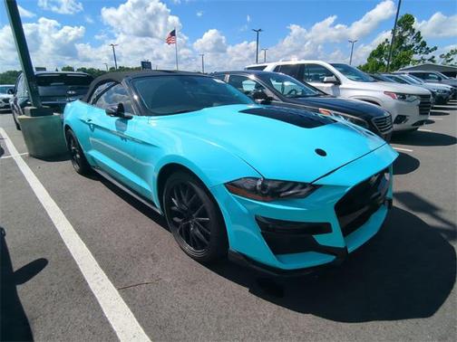 2022 Ford Mustang EcoBoost Premium