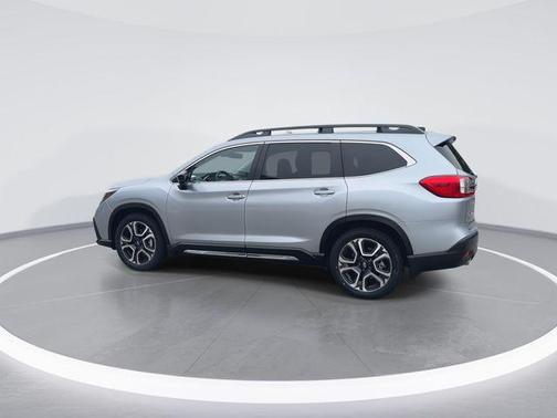 Ice Silver Metallic 2025 Subaru Ascent Limited 7-Passenger