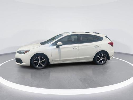 Crystal White Pearl 2023 Subaru Impreza Premium
