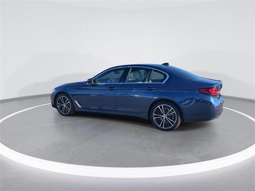 2022 BMW 540 i