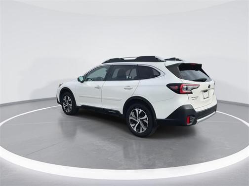 2022 Subaru Outback Touring XT