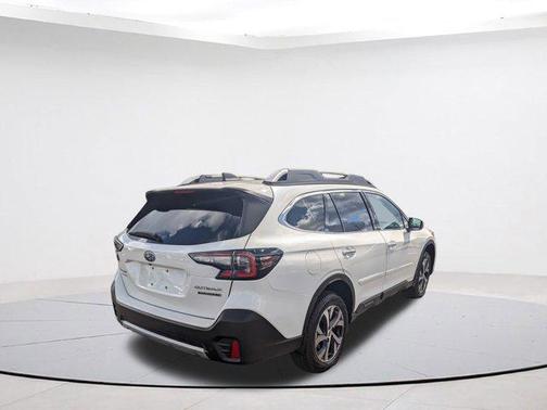 2022 Subaru Outback Touring XT