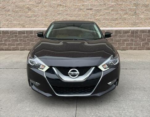 Photo 1 of 16 of 2016 Nissan Maxima 3.5 SR