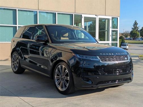 2025 Land Rover Range Rover Sport SE