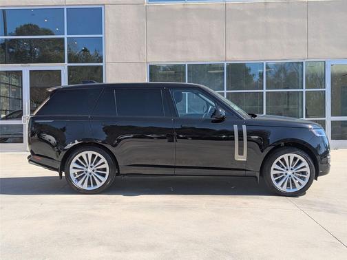 2025 Land Rover Range Rover P530 Autobiography