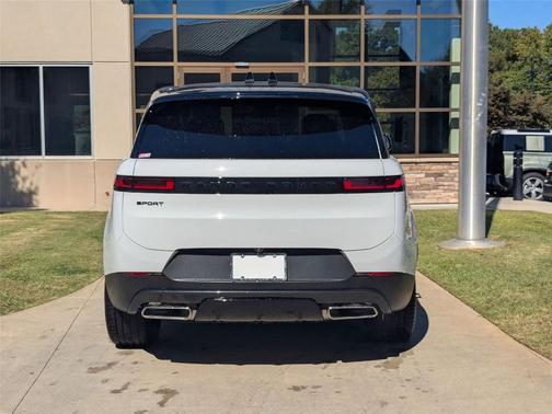 2025 Land Rover Range Rover Sport SE