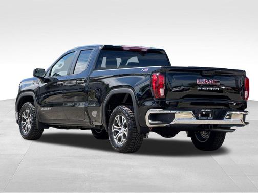 Onyx Black 2026 GMC Sierra 1500 Pro