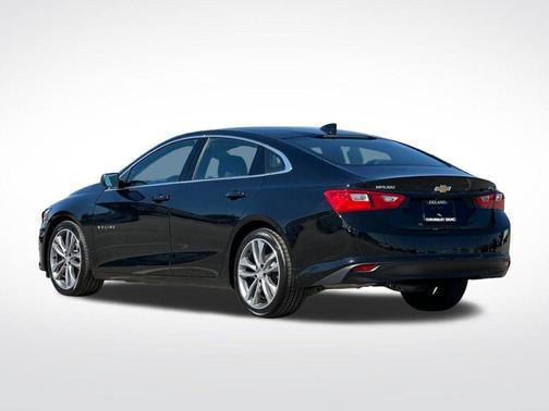 Mosaic Black Metallic 2023 Chevrolet Malibu LT