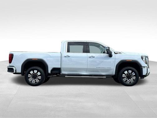 Glacier White 2026 GMC Sierra 2500 Denali