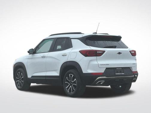Summit White 2024 Chevrolet Trailblazer ACTIV